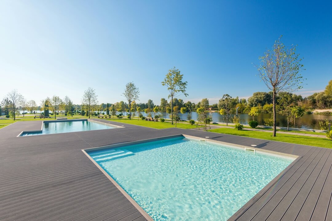Choosing the Right Sanitizing Method for Your Pool Image